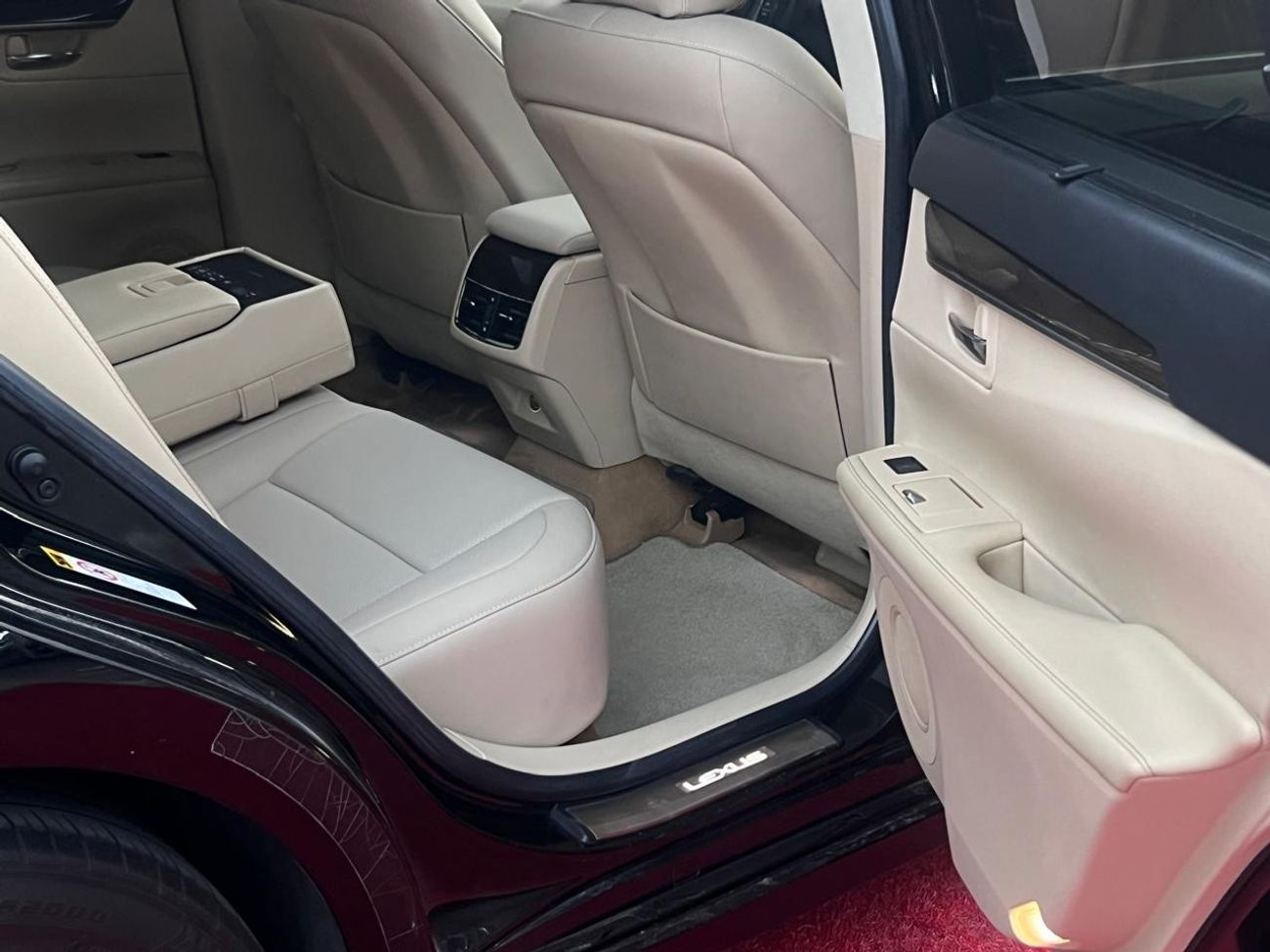 Lexus ES250 Platinum