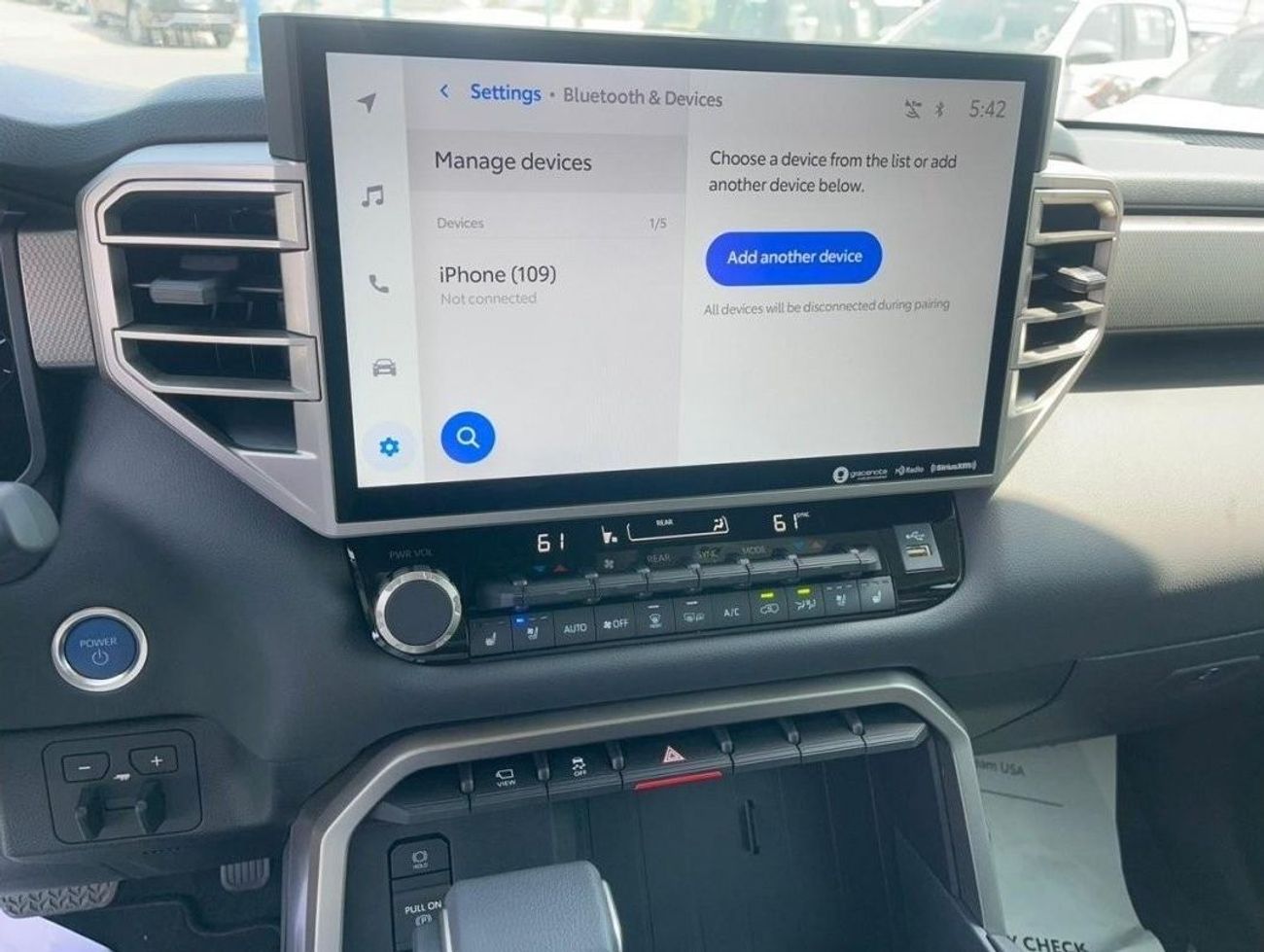 تويوتا سيكويا limited  full option Hybrid