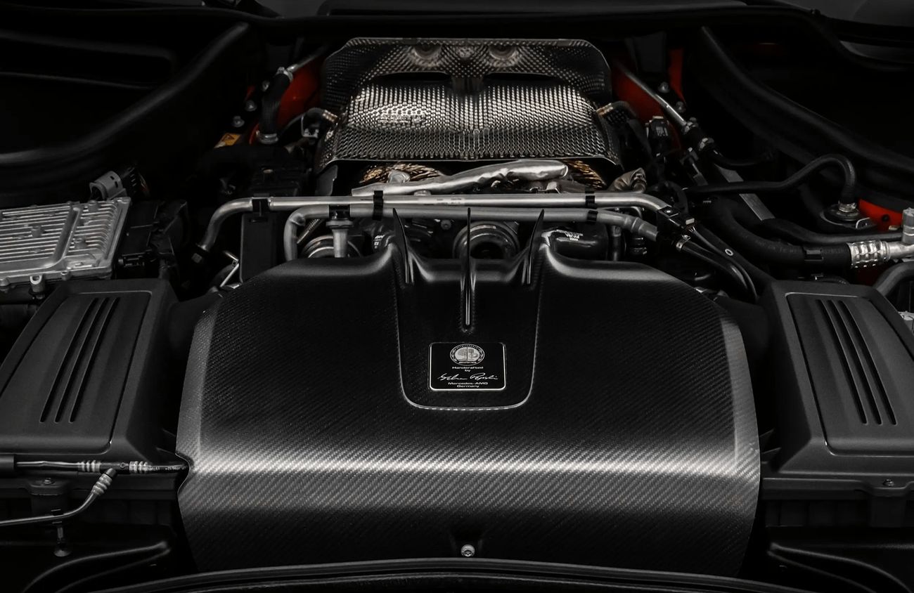 Mercedes-Benz AMG GT All-new 4.0L V8 biturbo engine
