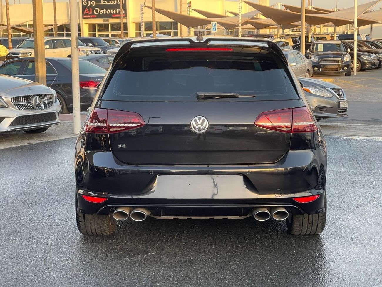 Volkswagen Golf Mercedes E300 AMG_GCC_2015_Excellent Condition _Full option