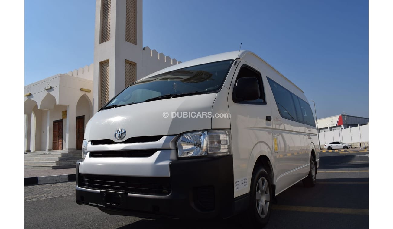Toyota Hiace Toyota Hiace Highroof GL 13 seater bus, model:2017. Excellent condition