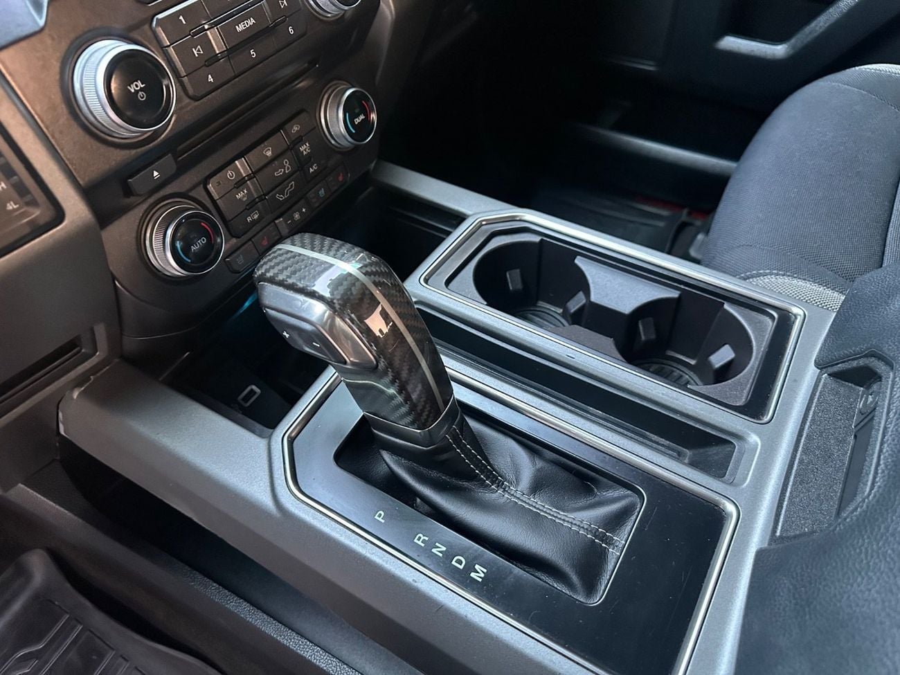 Ford F-150 RAPTOR SUPER CAB SVT RAPTOR CREW CAB LUX