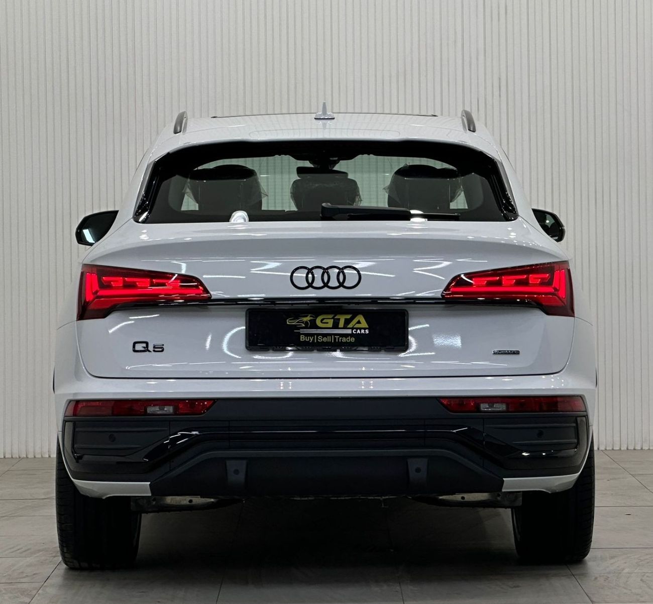 Audi Q5 *Brand New* 2023 Audi Q5 S-Line Quattro, Oct 2026 Audi Warranty, Full Options, GCC