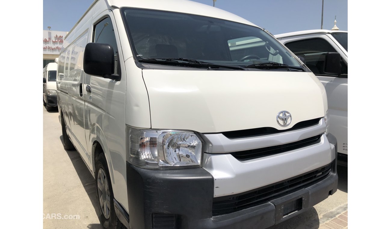 Toyota Hiace Highroof Van,Model:2014.Free of Accident with Low mileage