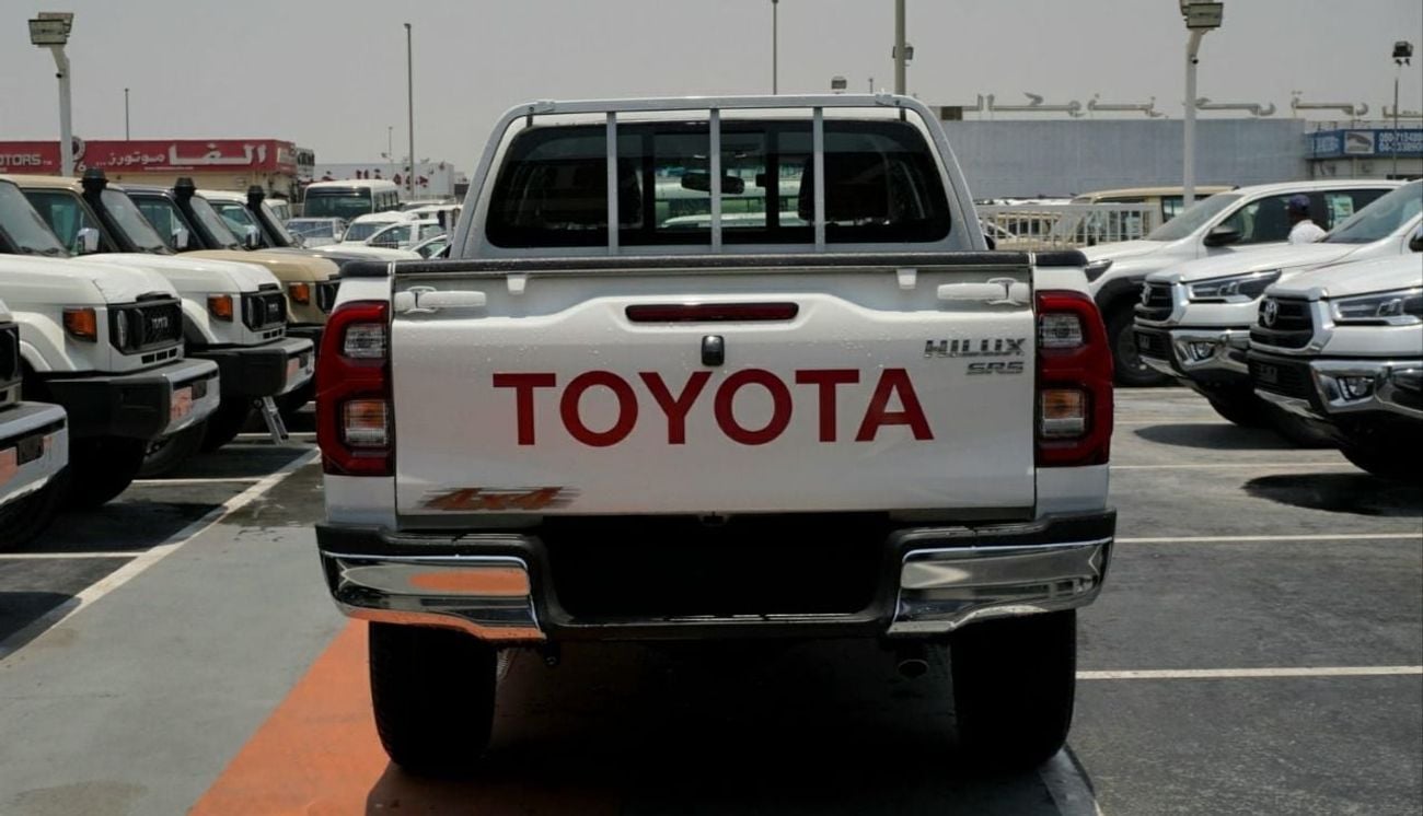 Toyota Hilux GLX 2.7L Double Cab Utility 4WD M/T SR5 2.7L Double Cab Utility 4WD M/T