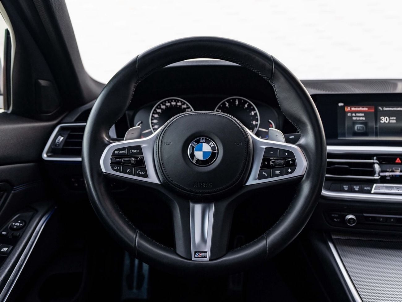 BMW 330i M SPORT