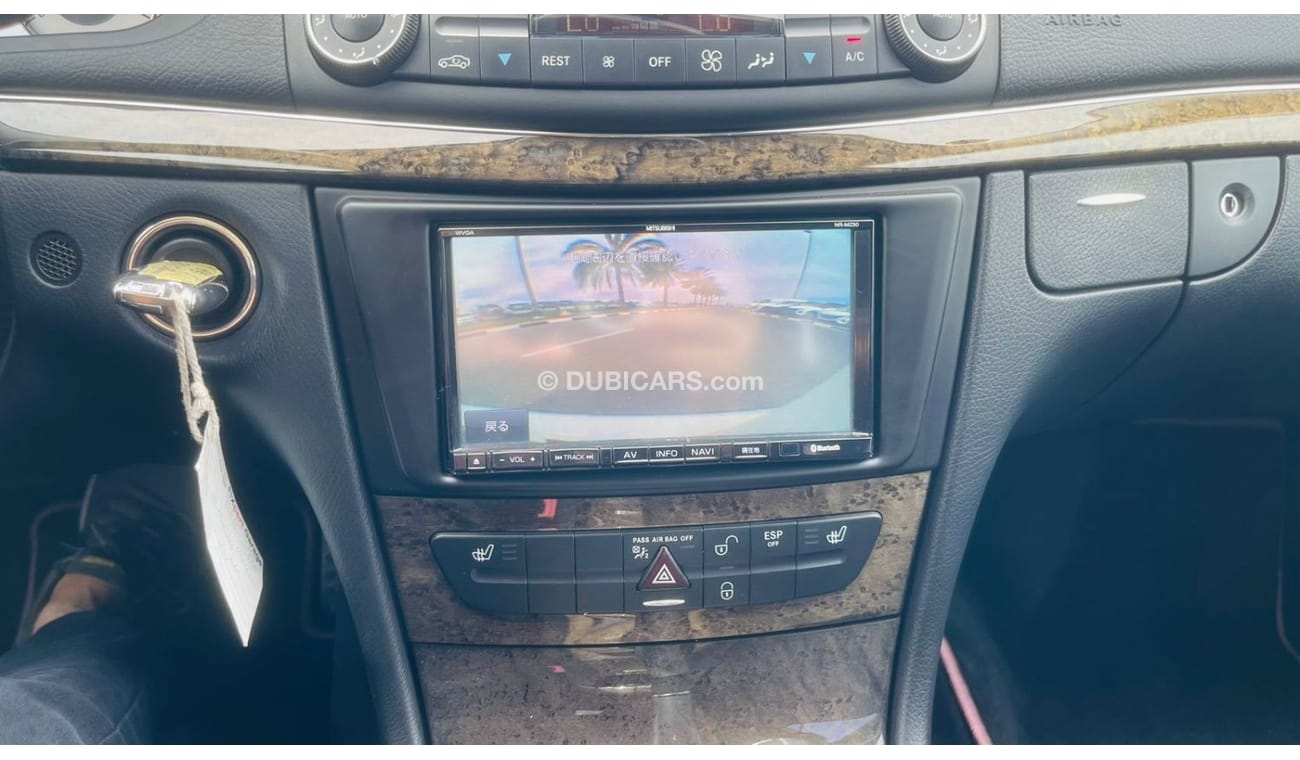 Mercedes-Benz E 350 | 4 MATIC | JAPAN IMPORT | LEFT-HAND DRIVE | SUNROOF | FULL OPTION