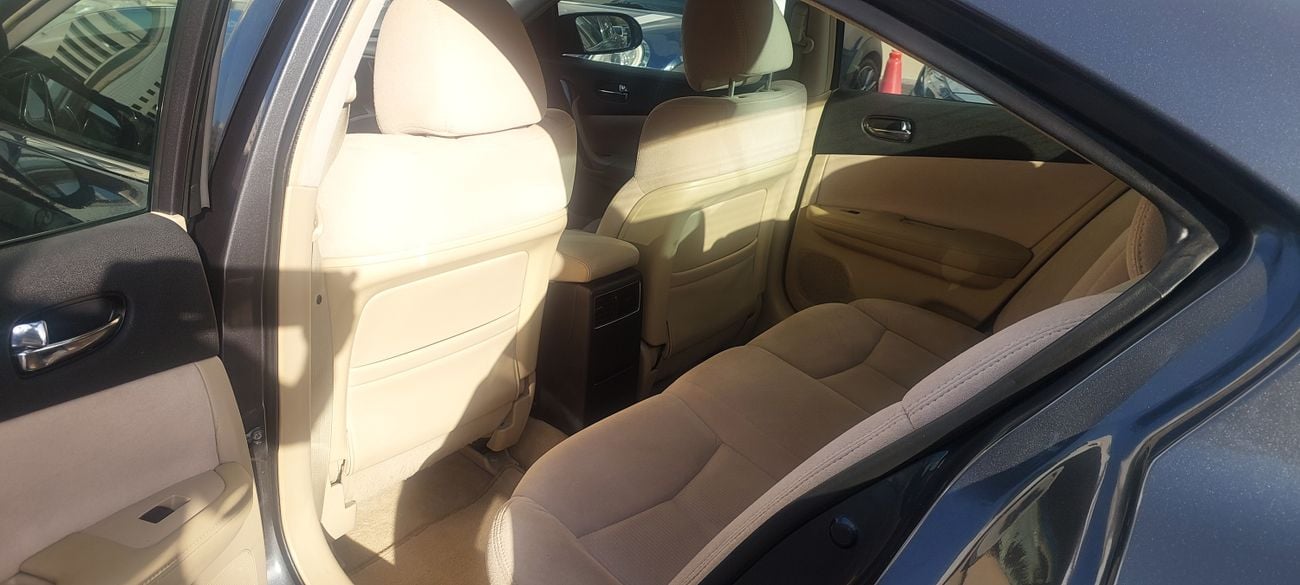 Nissan Maxima S 3.5L