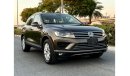 Volkswagen Touareg GCC, original paint, low mileage, clean car.