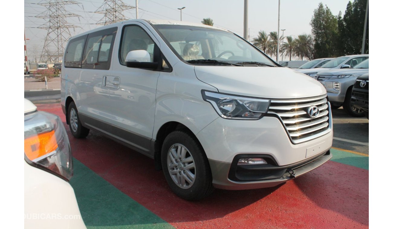 هيونداي H-1 2.4L Gasoline 12 Seats