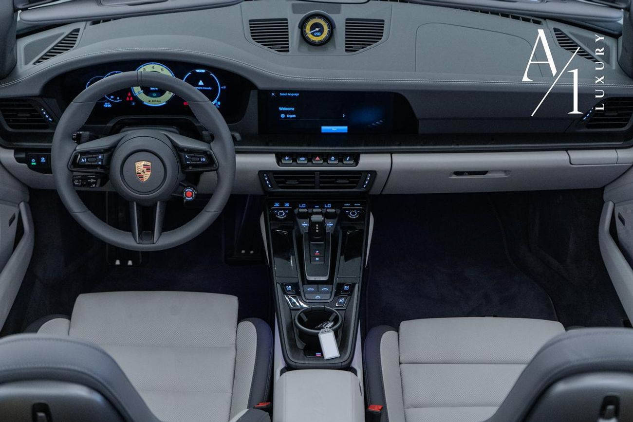 بورش 911 Carrera GTS 3.6L (532 HP) Cabriolet 2025 Porsche 992.2, 2 Years Warranty, Sport Chrono Package, Very