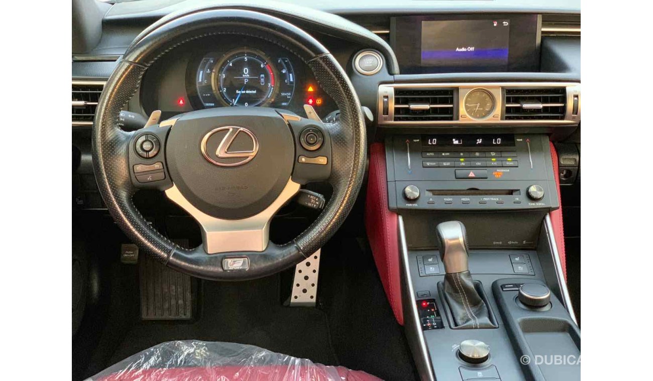 Lexus IS 200 لكزس IS200 موديل 2016 وارد نظيف فل أوبشن