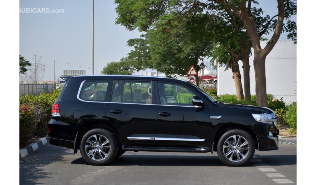 Toyota Land Cruiser 200 GXR V8 4.5L Diesel Automatic