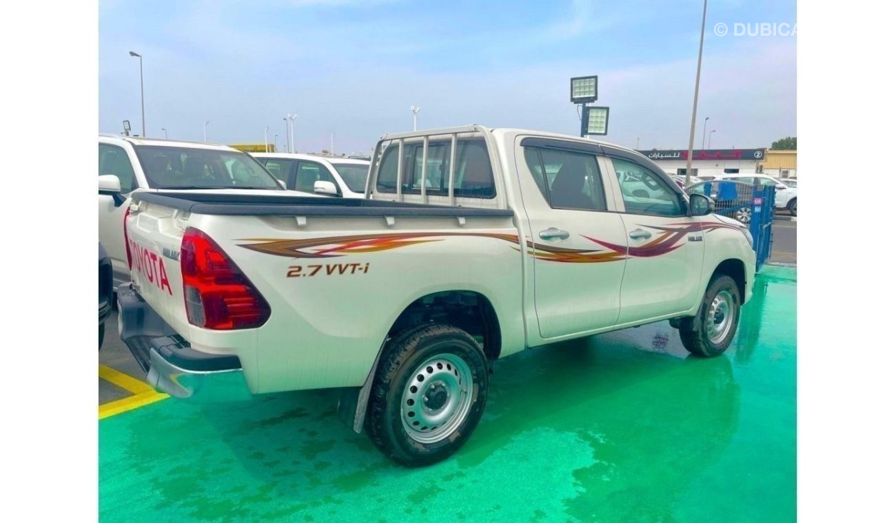 Toyota Hilux 2.7 L // 4X4 // BASIC OPTION // 2023