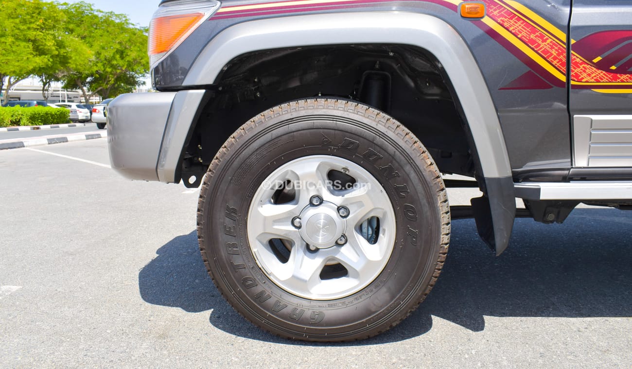 Toyota Land Cruiser 70 4.0 L V6