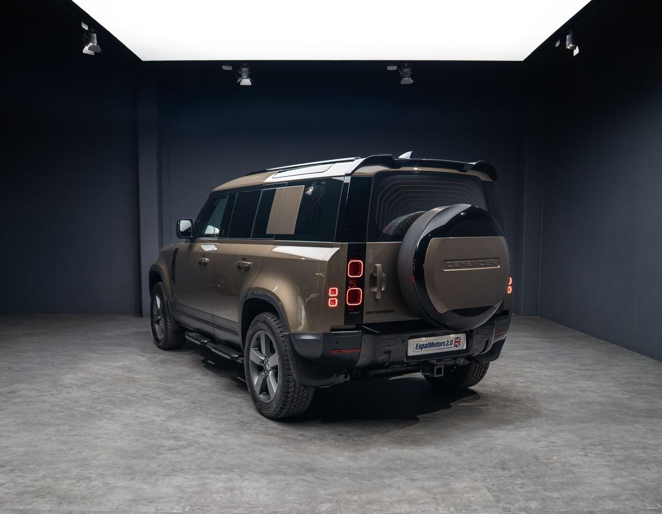 لاند روفر ديفندر P300 110 SE 2.0L (5 Seater)