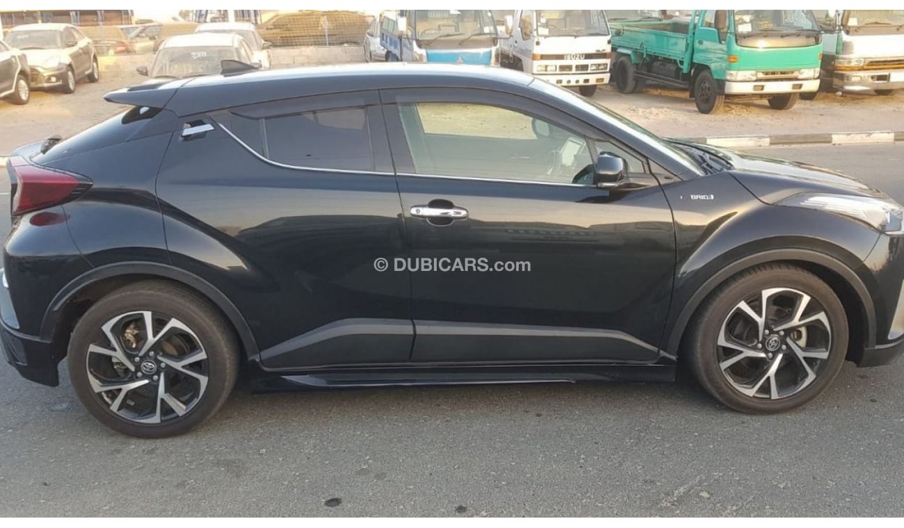 Toyota CHR TOYOTA CHR color black hybrid synergy drive model 2018 Automatic black microsd camera