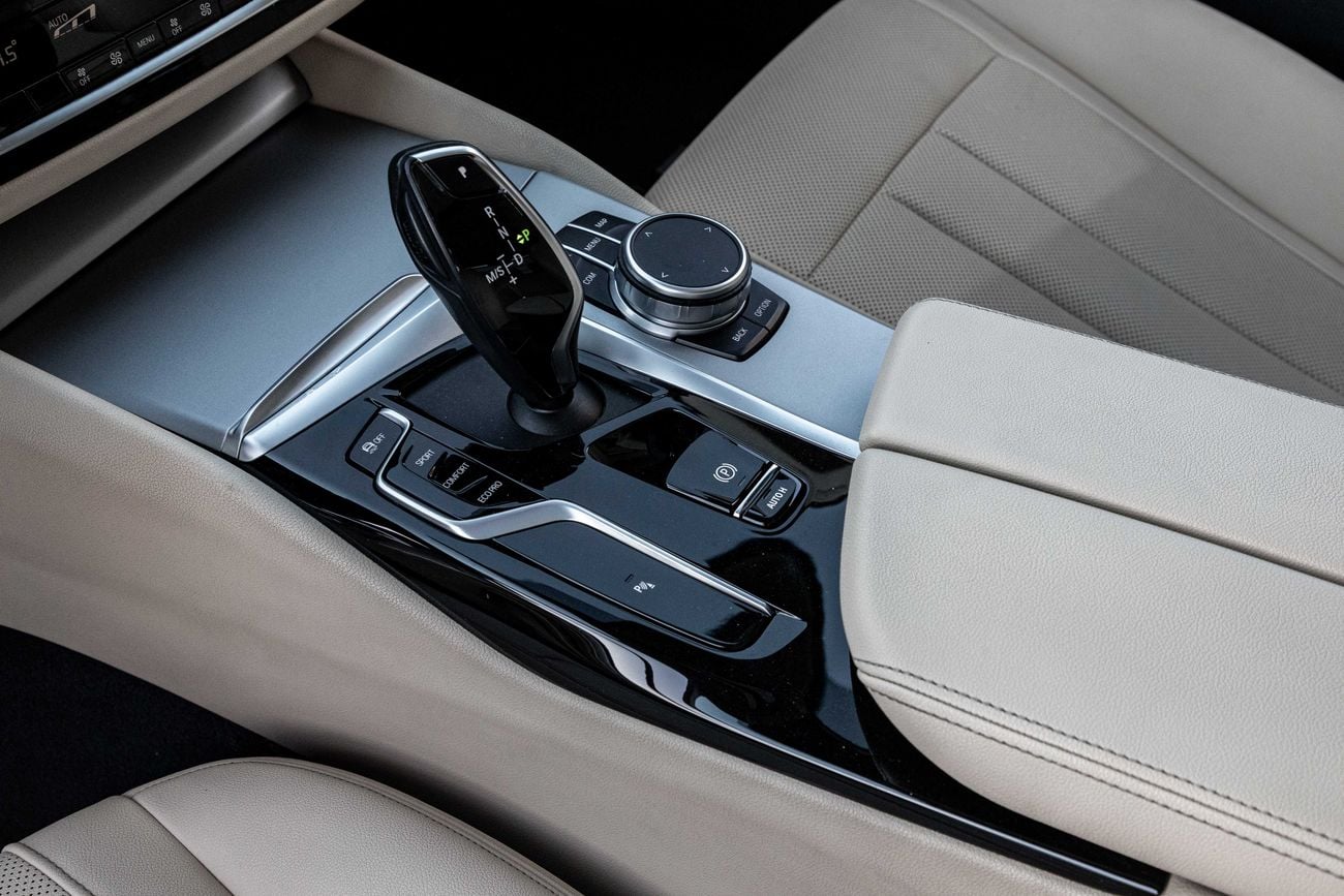 BMW 520i 520i | 2,155 P.M | 0% Downpayment | Perfect Condition!