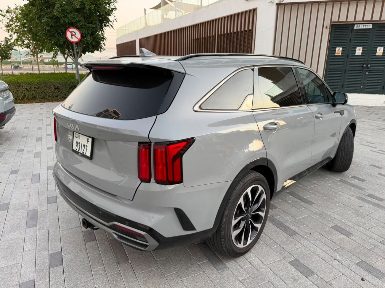 Kia Sorento SX (NON GCC)