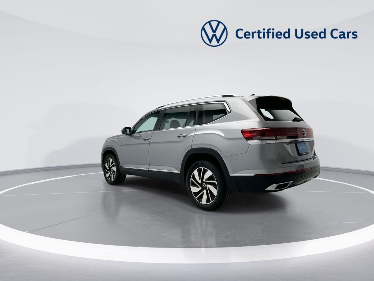 فولكس واجن تيرامونت S 2.0L Comfortline 2L (Facelift 2) (REF#35741) / 34,100 AED SAVINGS from New Car