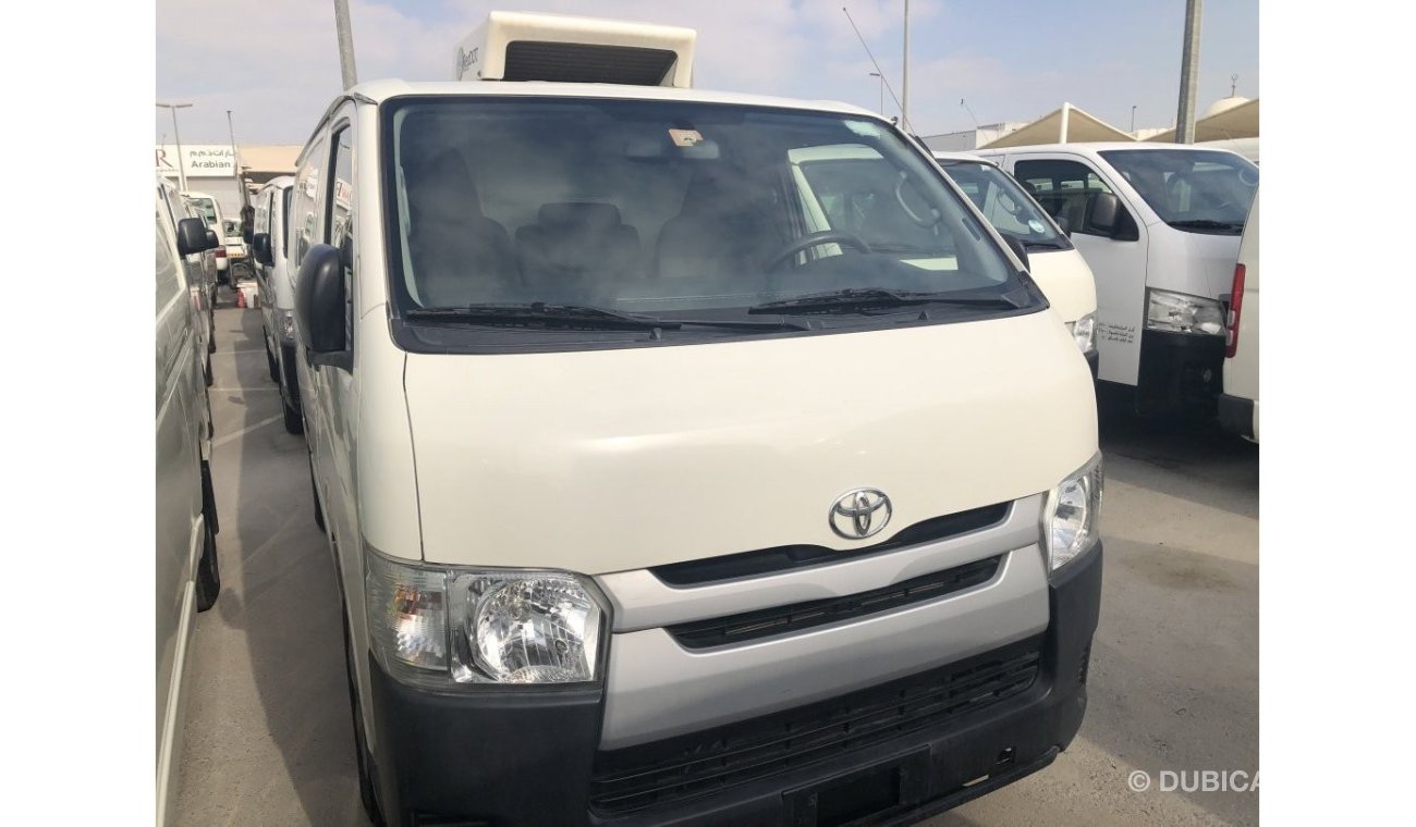 Toyota Hiace Toyota Hiace Chiller van 2016. Free of accident