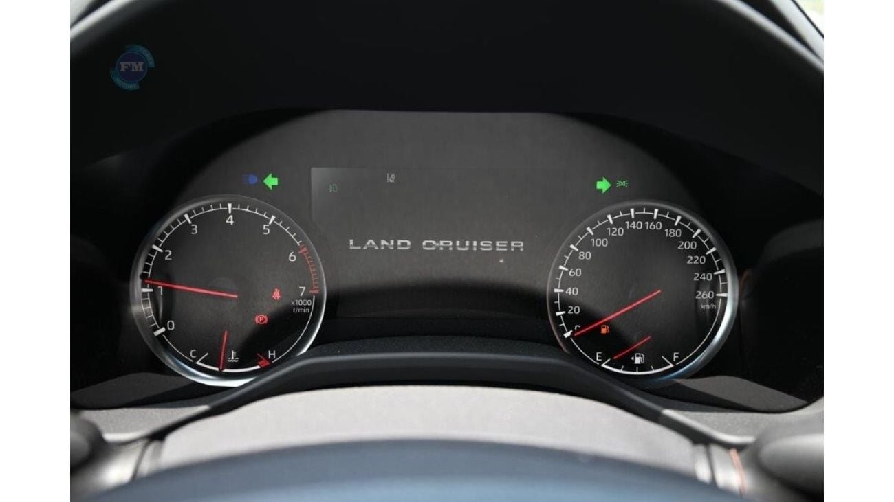 تويوتا لاند كروزر 300 VXR 4.0L Petrol