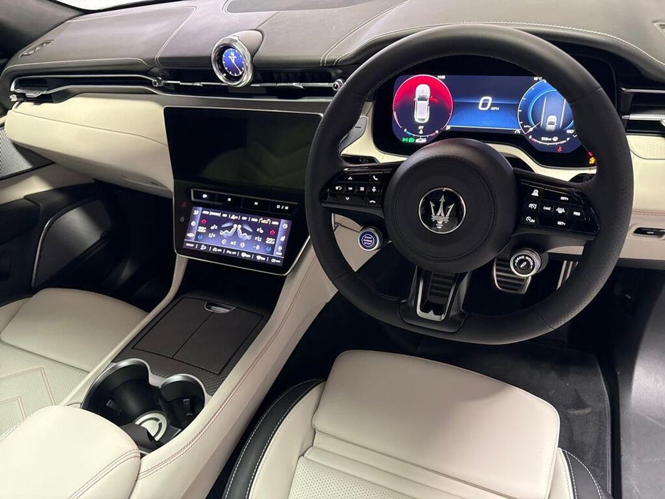 Maserati Grecale 3.0 V6 Trofeo ZF 4WD Euro 6 (s/s) 5dr (EXPORT ONLY) right hand drive