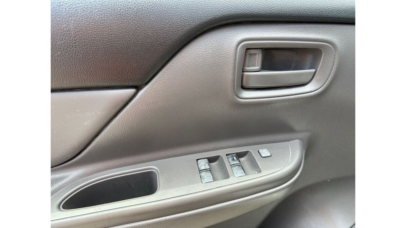 Mitsubishi L200 GLS GCC 4W