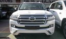 Toyota Land Cruiser GXR V8 White Edition