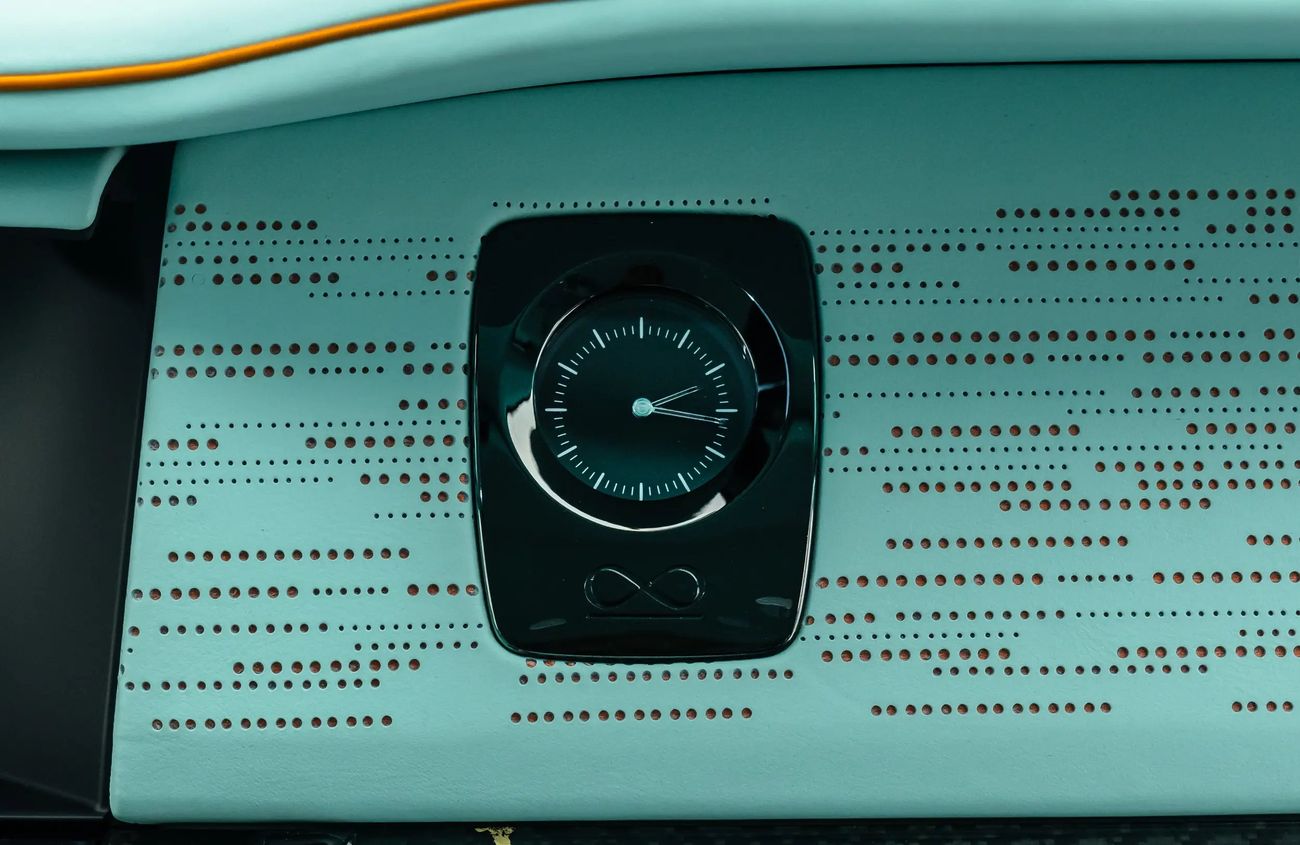 Rolls-Royce Cullinan 6.75L V12 Twin-Turbocharged Engine