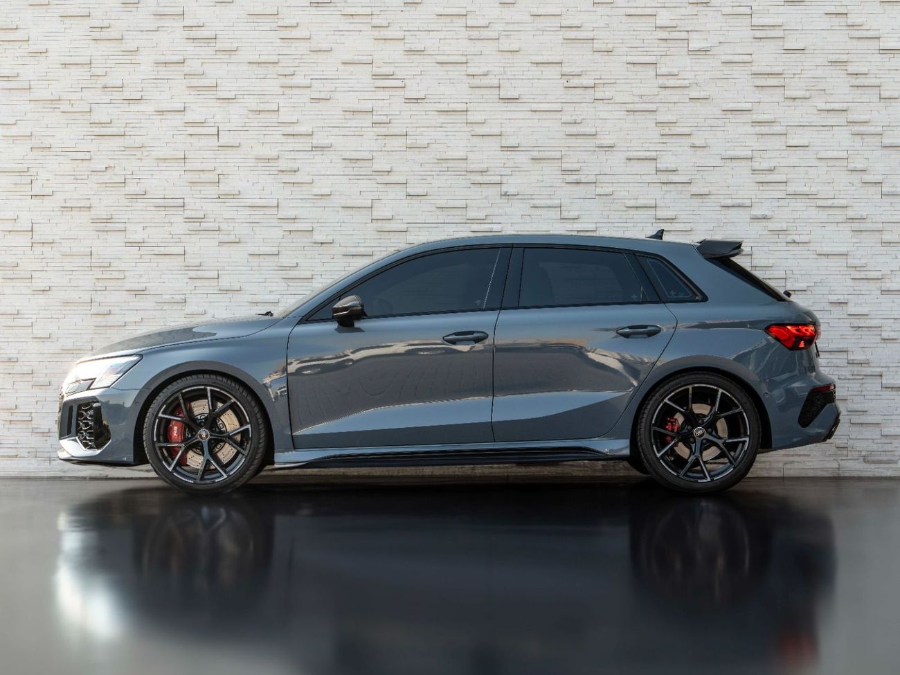 أودي RS3 TFSI quattro 2.5L Sportback