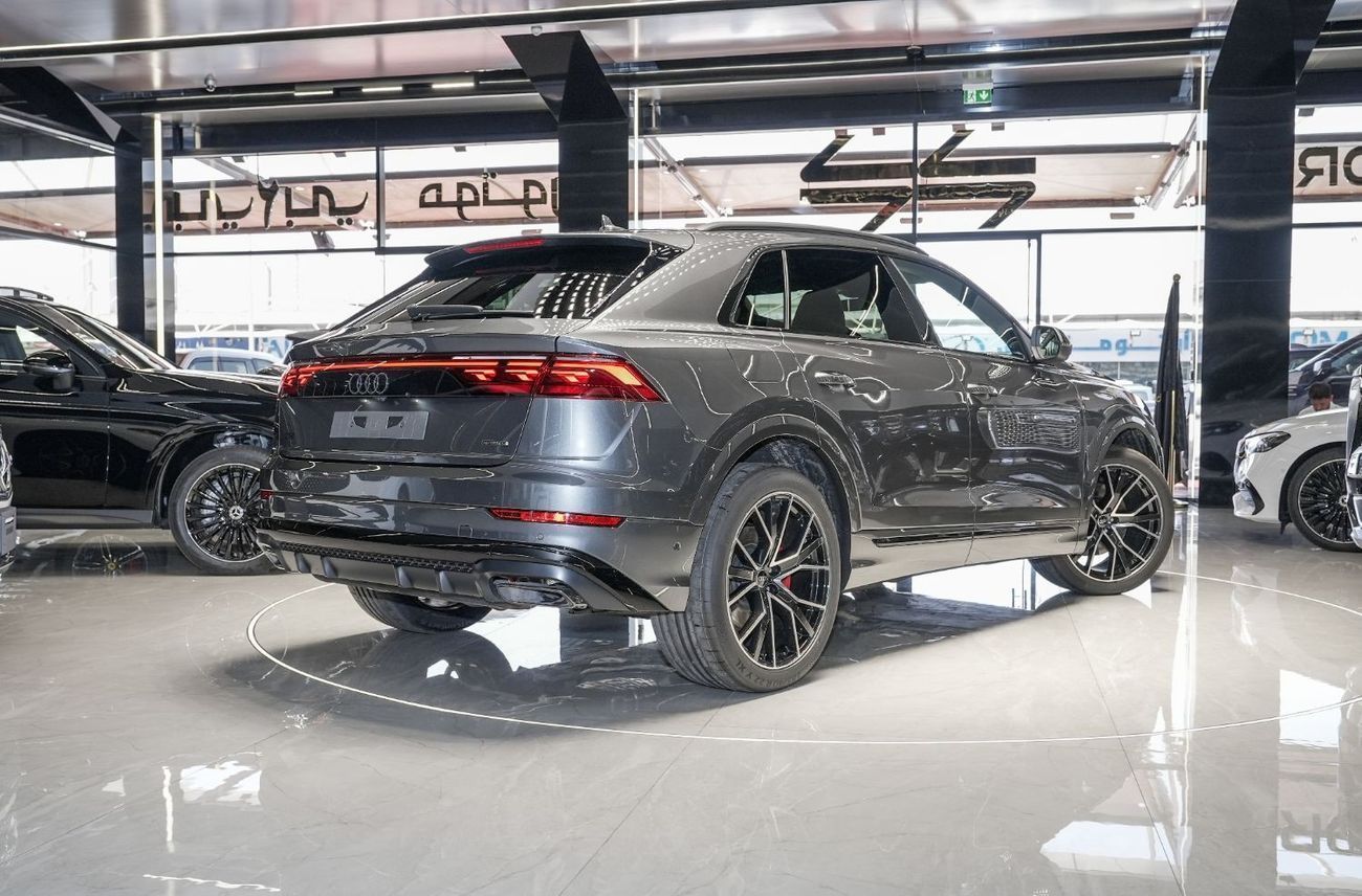 Audi Q8 55 TFSI quattro (340 HP) 2025 AUDI Q8 S-LINE 55 TFSI Quattro + 10% for local