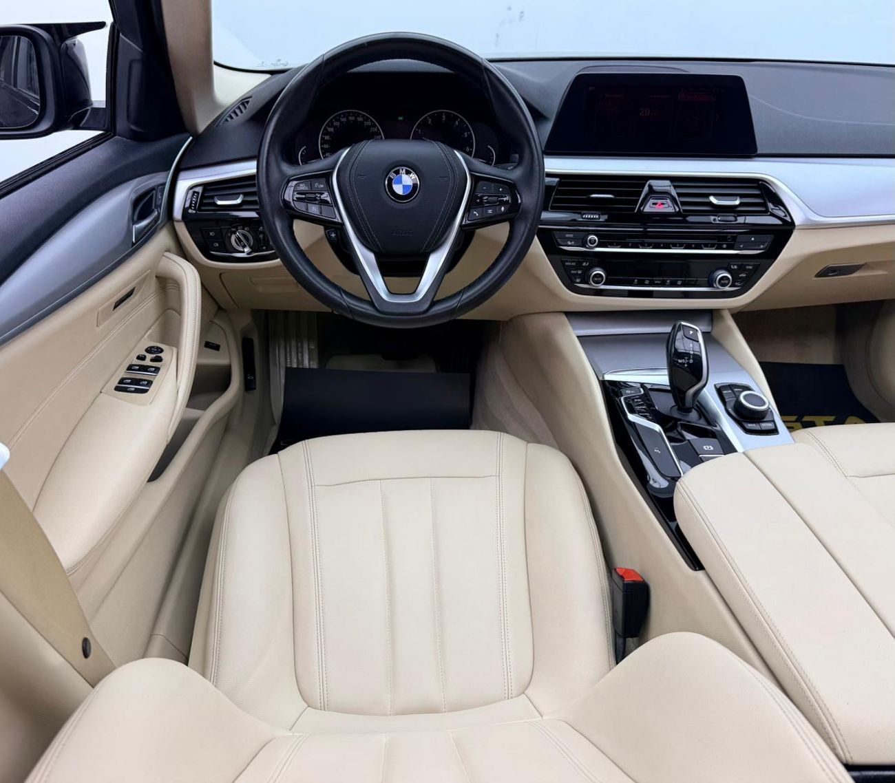 BMW 520i M SPORT 2020 BMW 520i, Warranty, Service History, Fully Loaded, Excellent Condition, GCC