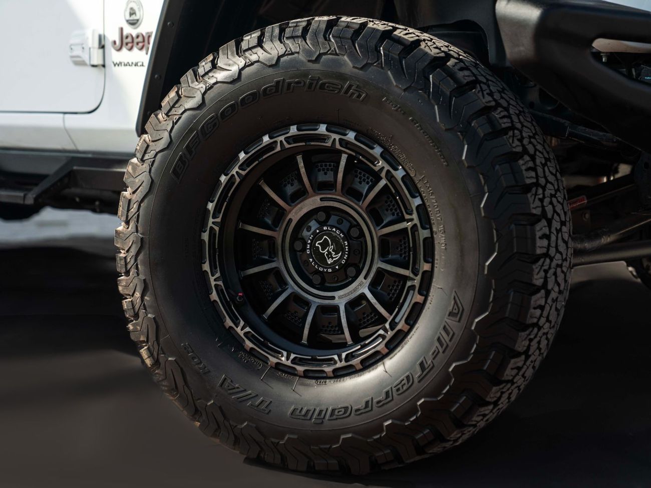 Jeep Wrangler AED 3,617 PM • RUBICON STAGE 3 OFF-ROAD MODS • ONLY 4,000 KM • OFFICIAL JEEP WARRANTY + SERVICE PLAN