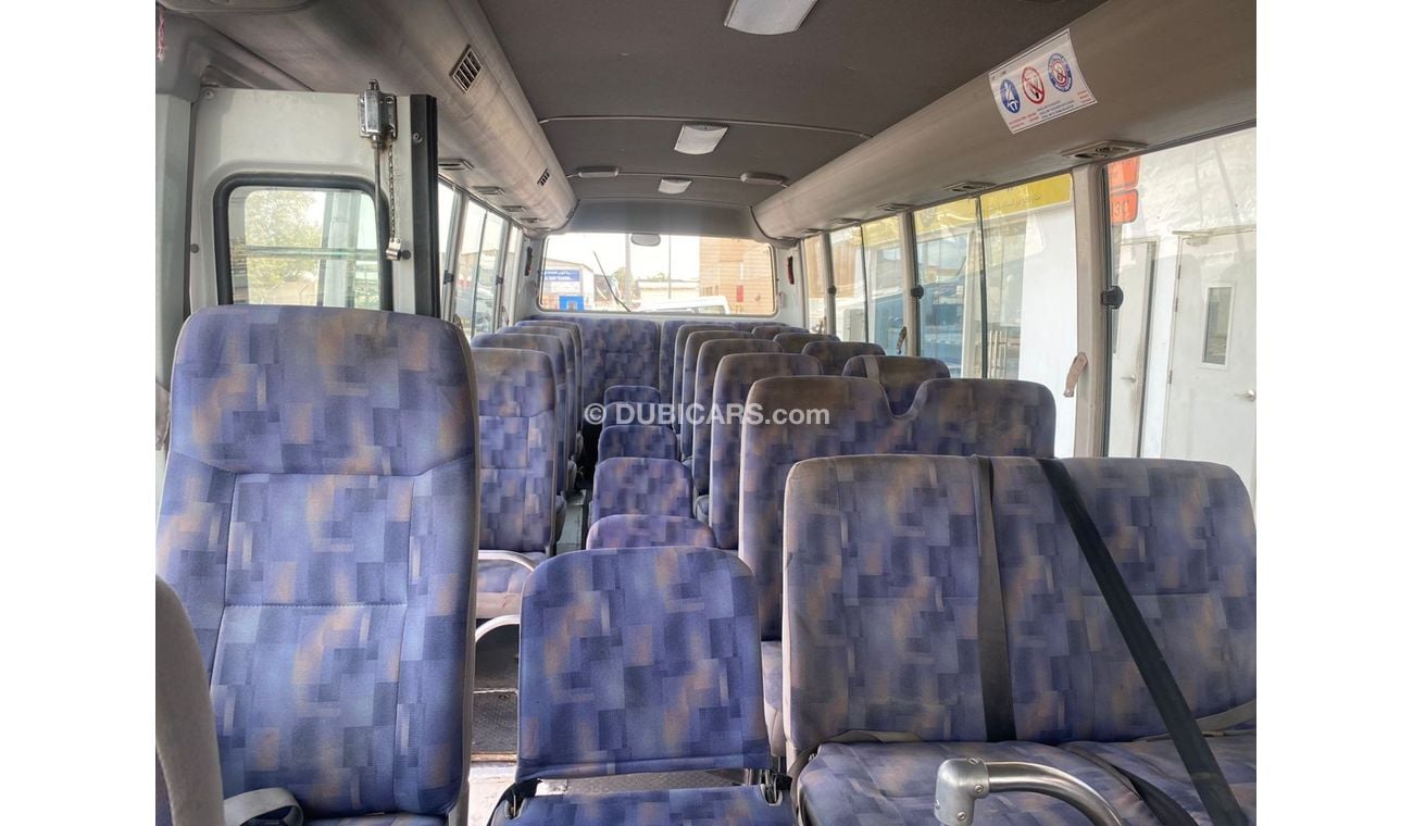 نيسان سيفيليان نيسان باص سيفيليان 30 راكب محرك ديزل موديل 2016