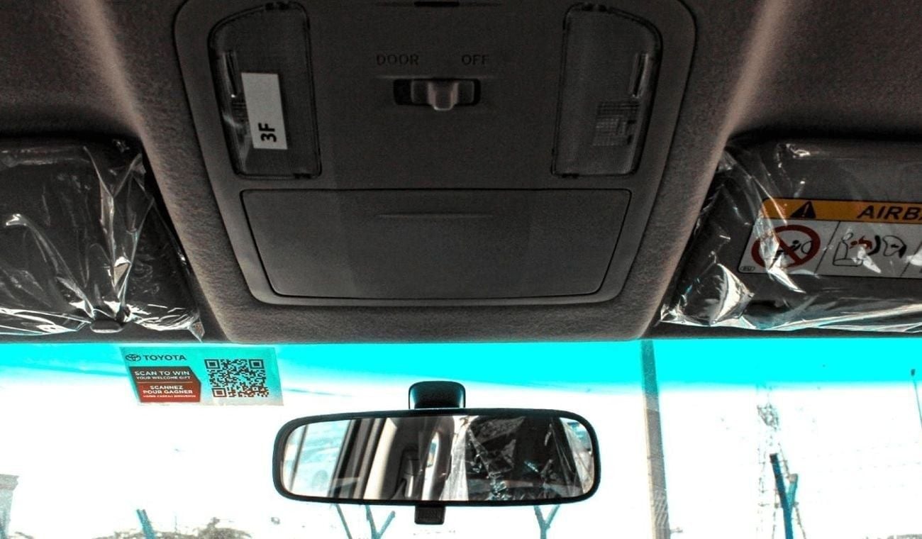 تويوتا هيلوكس GL HILUX 2.4L MT