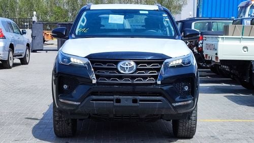 Toyota Fortuner Toyota Fortuner / 2.7L V4 Petrol /  Climate Control / Only for Africa Special Price