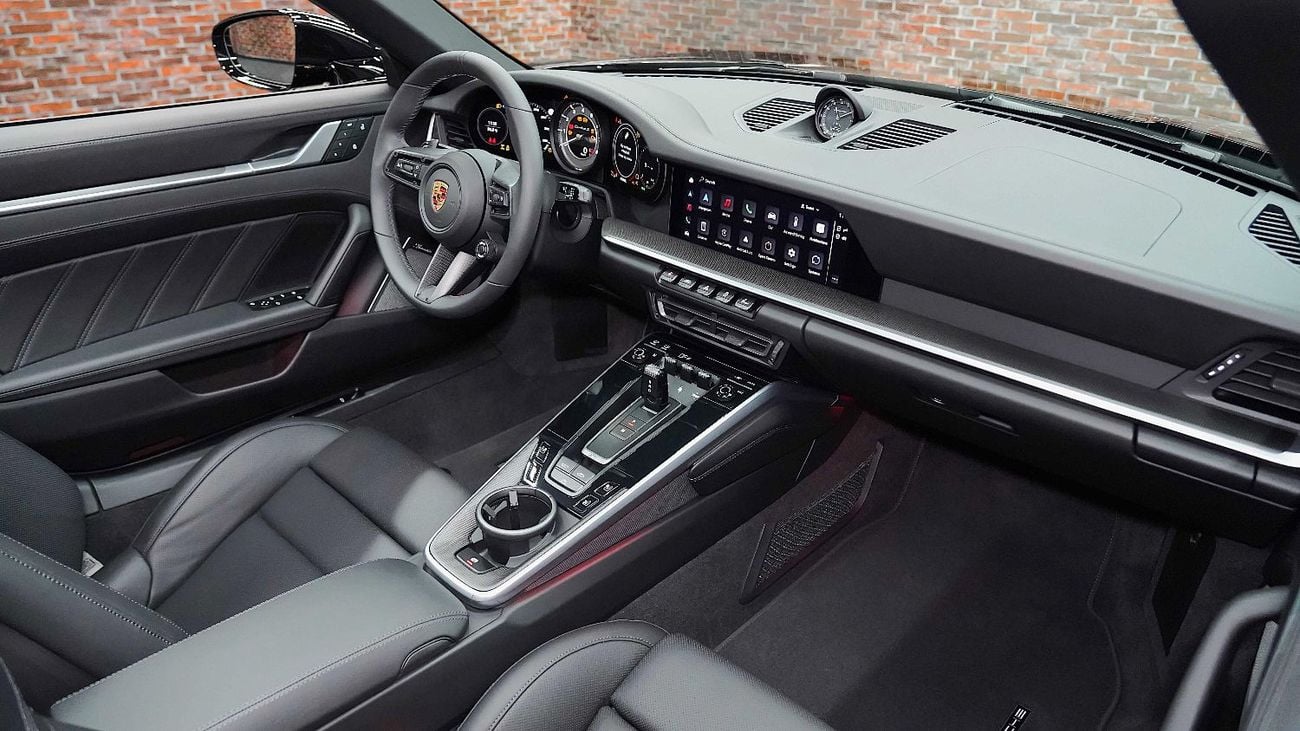 بورش 911 TURBO S CABRIOLET | LIMITED OFFER | FULLY LOADED | BRAND NEW