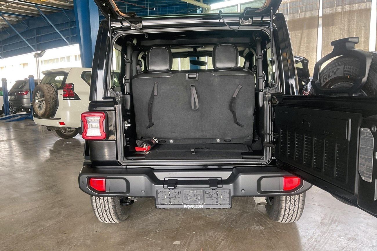 جيب رانجلر Sahara Plus | شامل الضمان | 0 ﺪﻔﻋﺓ ﺃﻮﻟﻯ