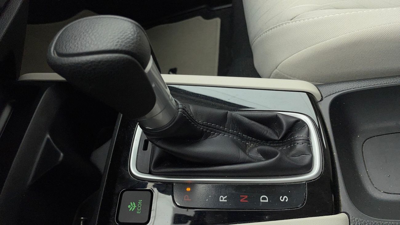 هوندا سيتي DX 1.5 | بدون دفعة مقدمة | اختبار القيادة في المنزل