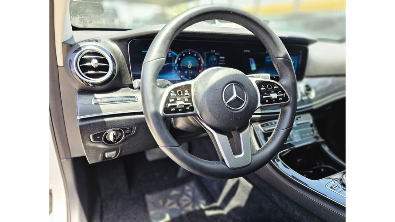 Mercedes-Benz E300 Premium