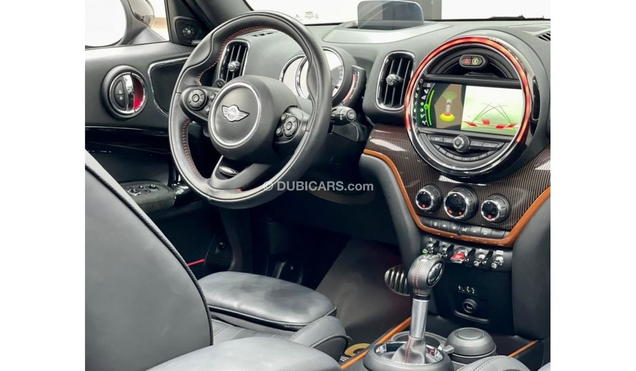 Mini John Cooper Works Countryman 2018 MINI Contryman JCW, Full Service History, Warranty, Service Contract, GCC.