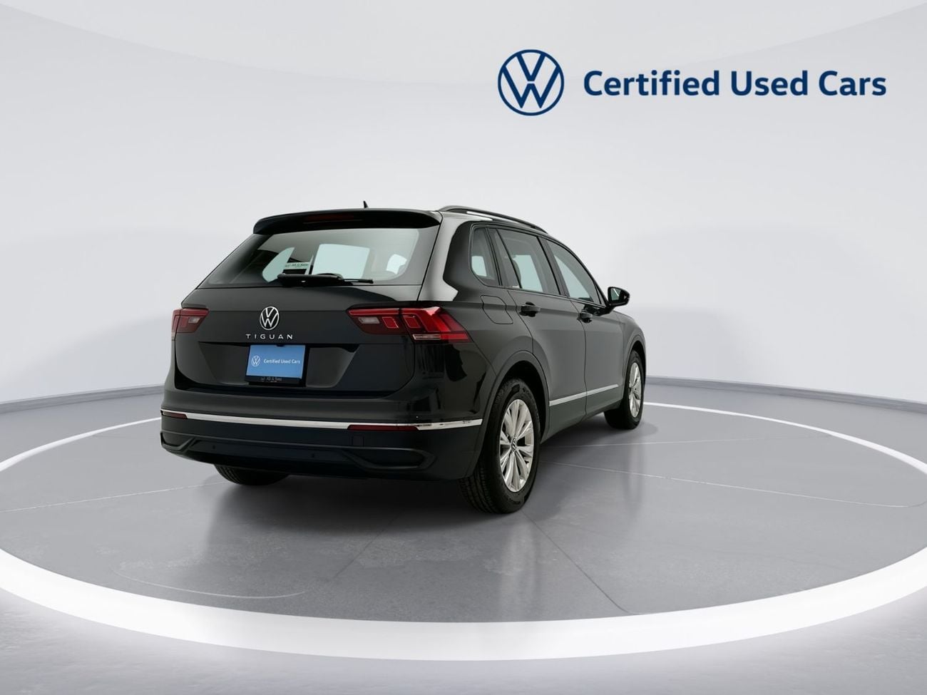 Volkswagen Tiguan LIFE 1.4L | Rear Camera | Spacious SUV | Well Maintained