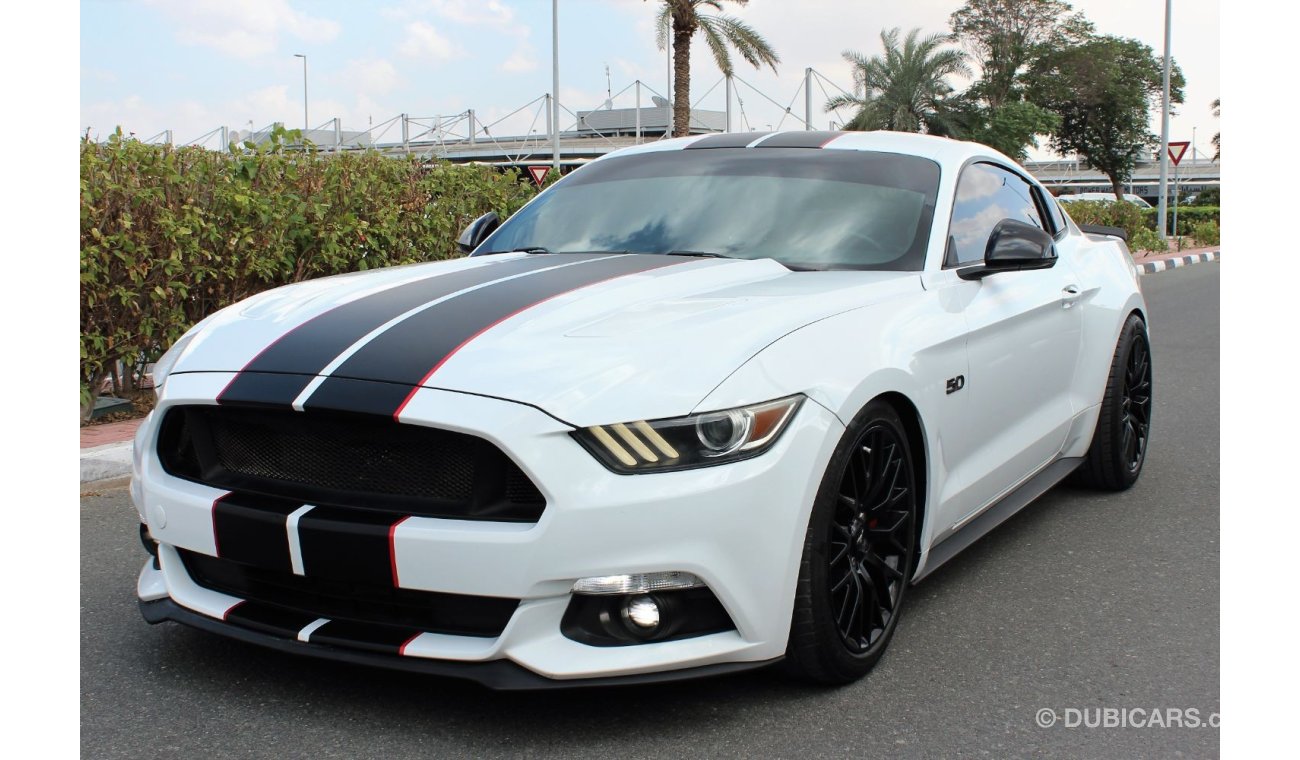 Ford Mustang 2015 / GT PREMIUM / V8/ 5.0/ GCC/ 100% ORIGINAL PAINT/ FULL SERVICE / 1 YEAR WARRANTY