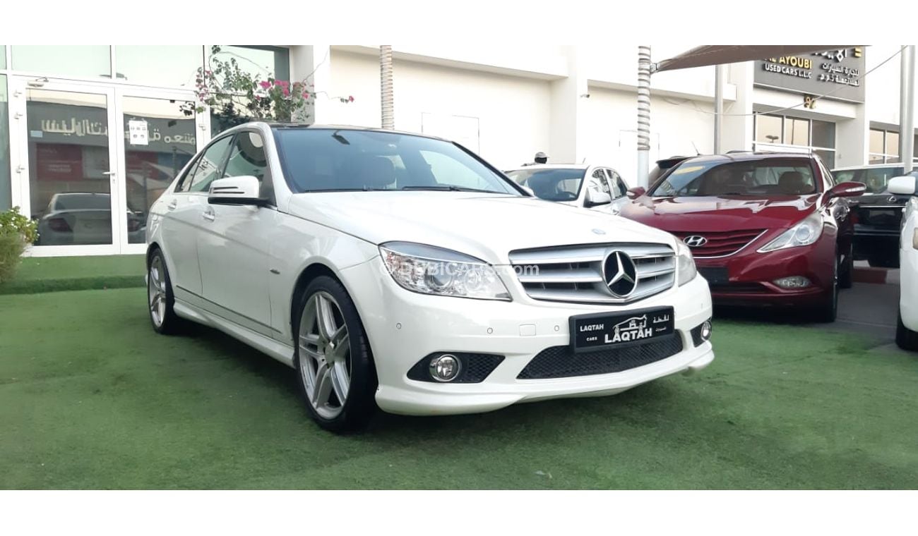 Mercedes Benz C350 Gulf panorama, full option, sensors, back wing, electric chair, white color wheels inside saffron, i