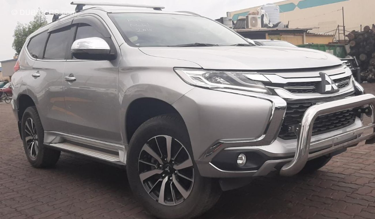 Mitsubishi Pajero Sport DIESEL 2.4L RIGHT HAND DRIVE