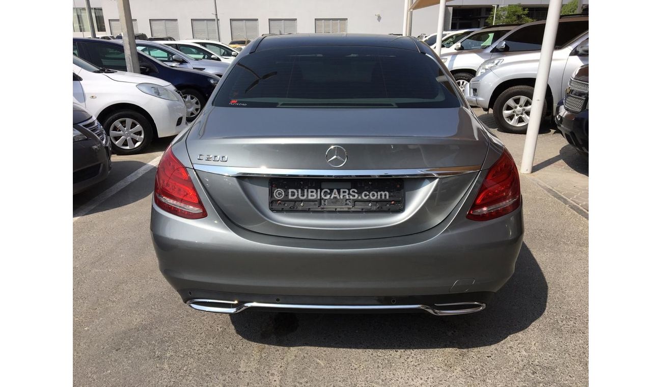 Mercedes Benz C200