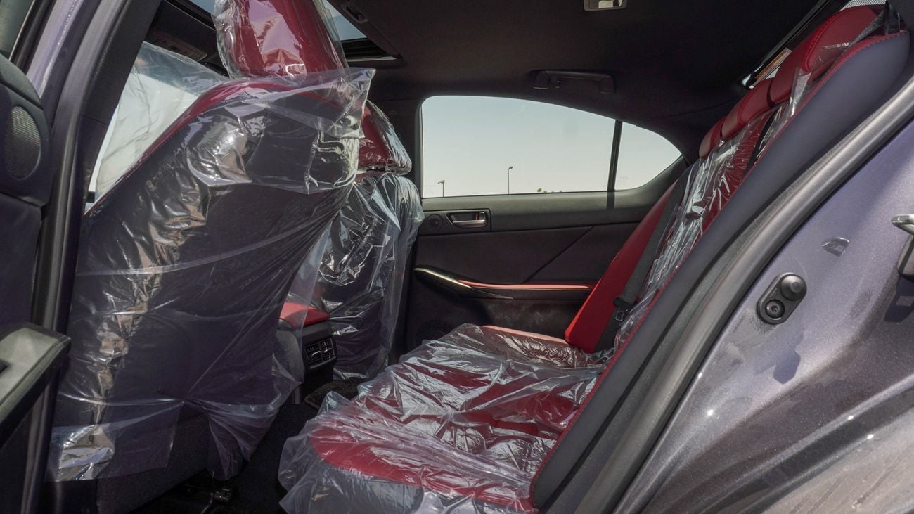 Lexus IS350 3.5 L V6