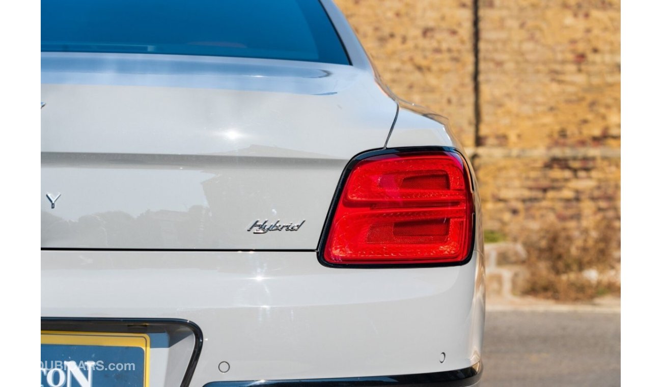 Bentley Flying Spur 3.0 V6 Azure Hybrid 4dr Auto 3.0 (RHD) | This car is in London and can be shipped to anywhere in the