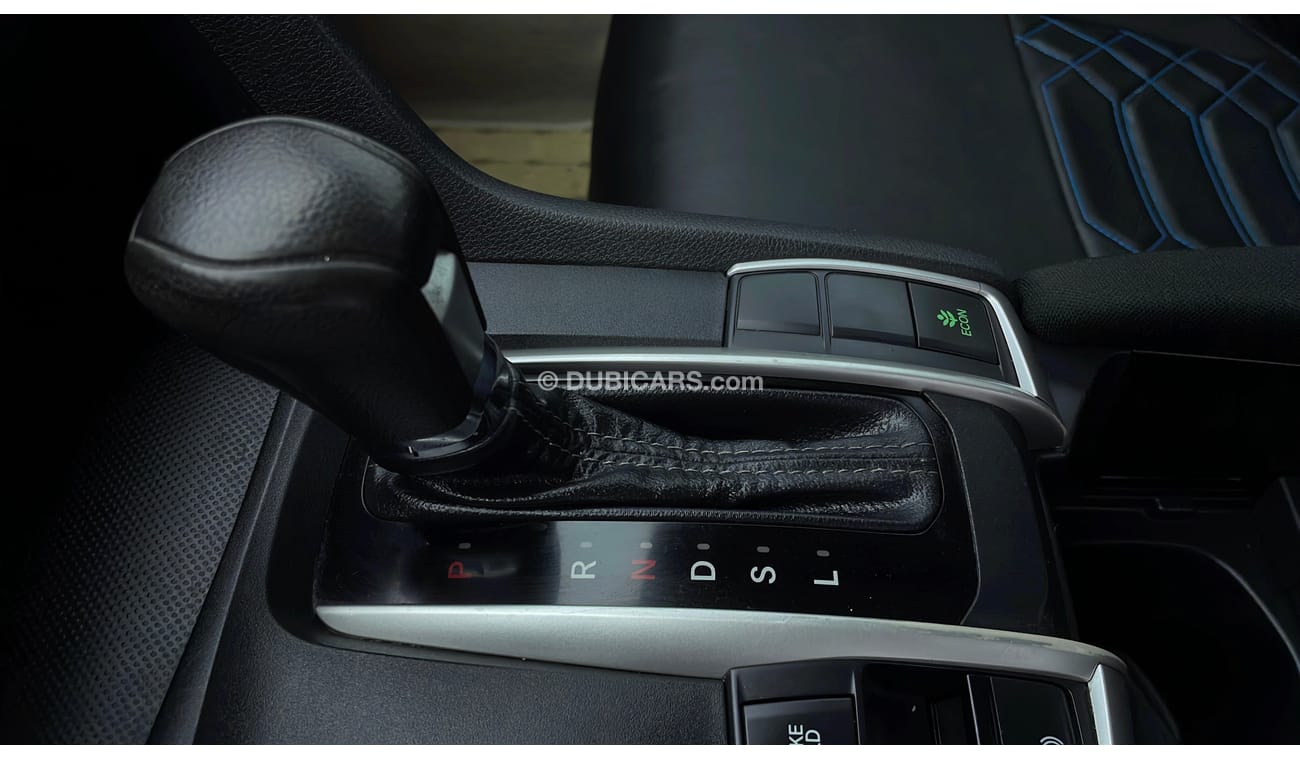 هوندا سيفيك LX 1.6 | بدون دفعة مقدمة | اختبار قيادة مجاني للمنزل